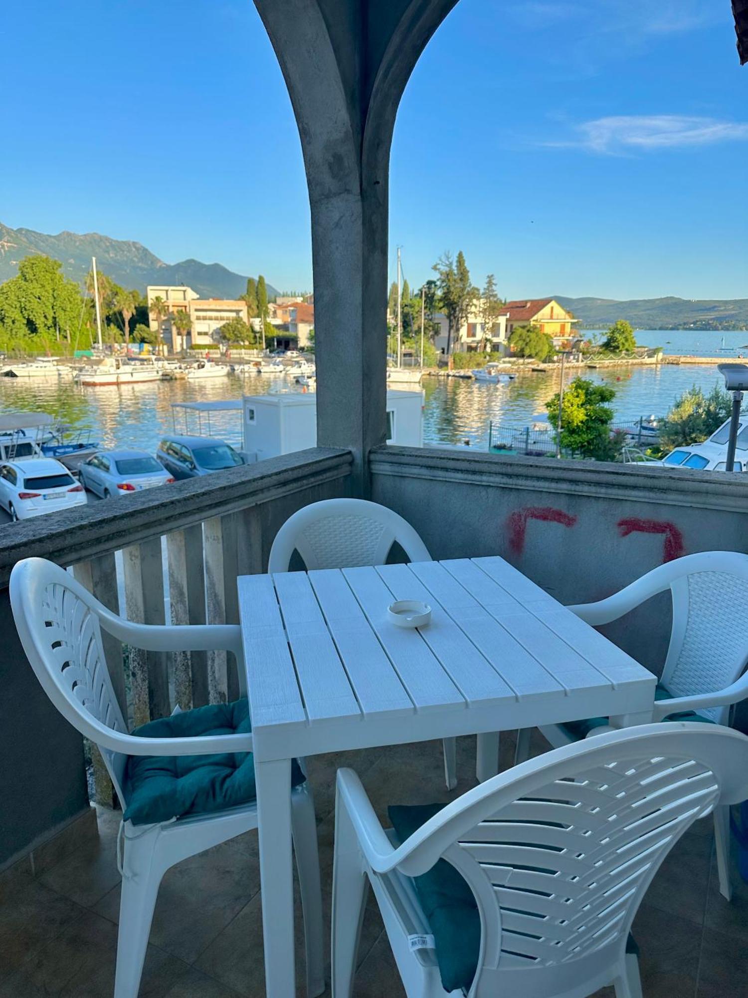 Villa Nela Tivat Exteriér fotografie